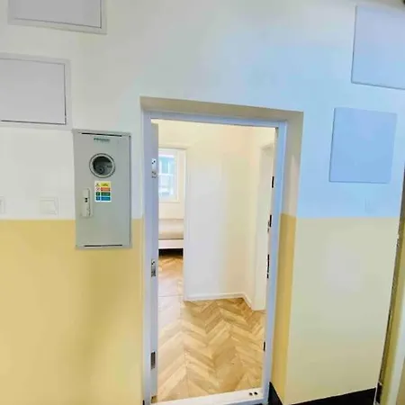 Apartman Blizko Downtown Od Berg&bauman Appartement Bratislava