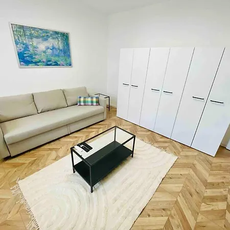 Апартаменты Apartman Blizko Downtown Od Berg&bauman Братислава