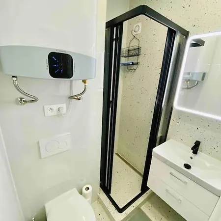 Апартаменты Apartman Blizko Downtown Od Berg&bauman Братислава