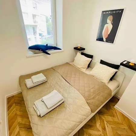 Apartman Blizko Downtown Od Berg&bauman Апартаменты Братислава